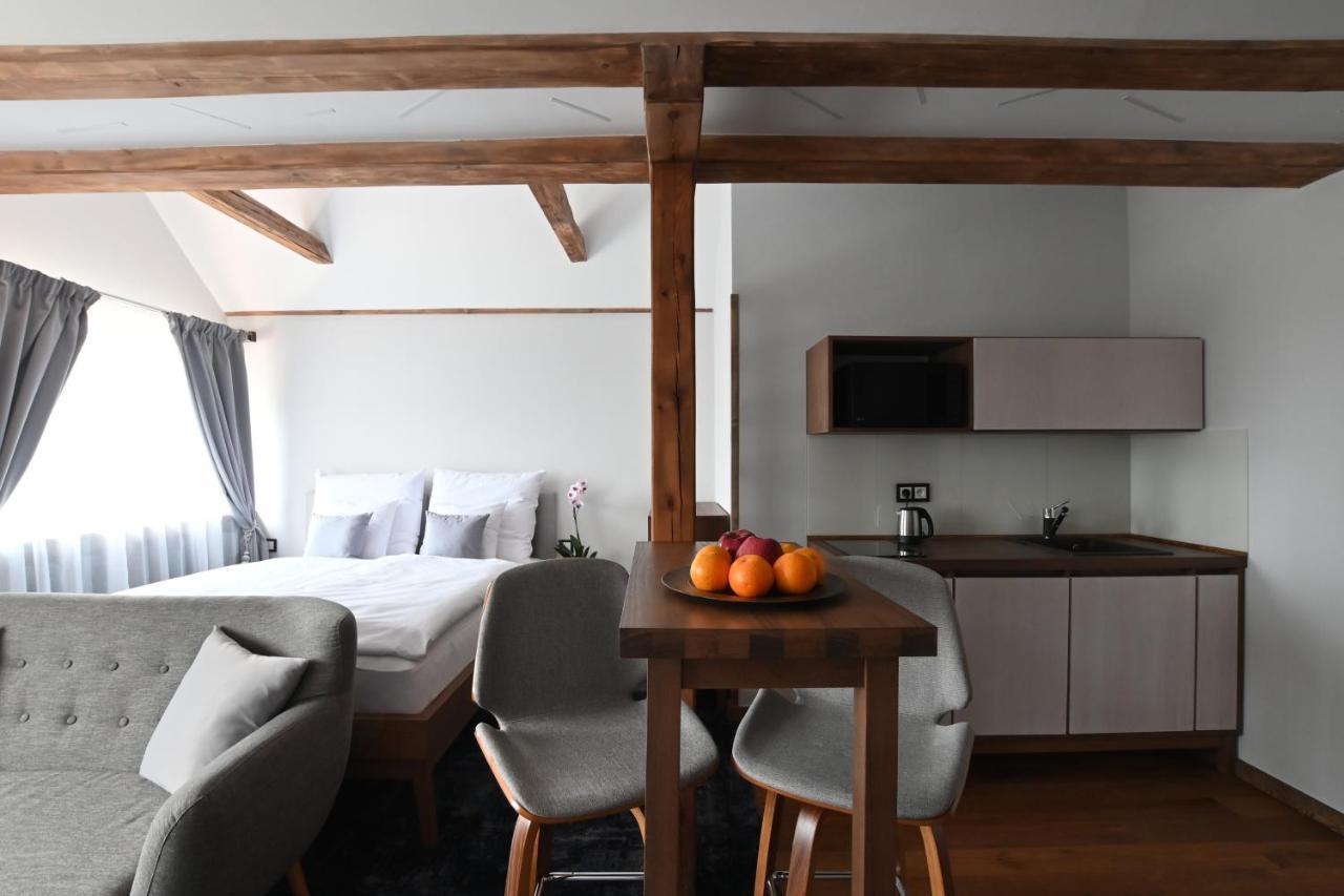 Apartmany Spessart 霍穆托夫 外观 照片