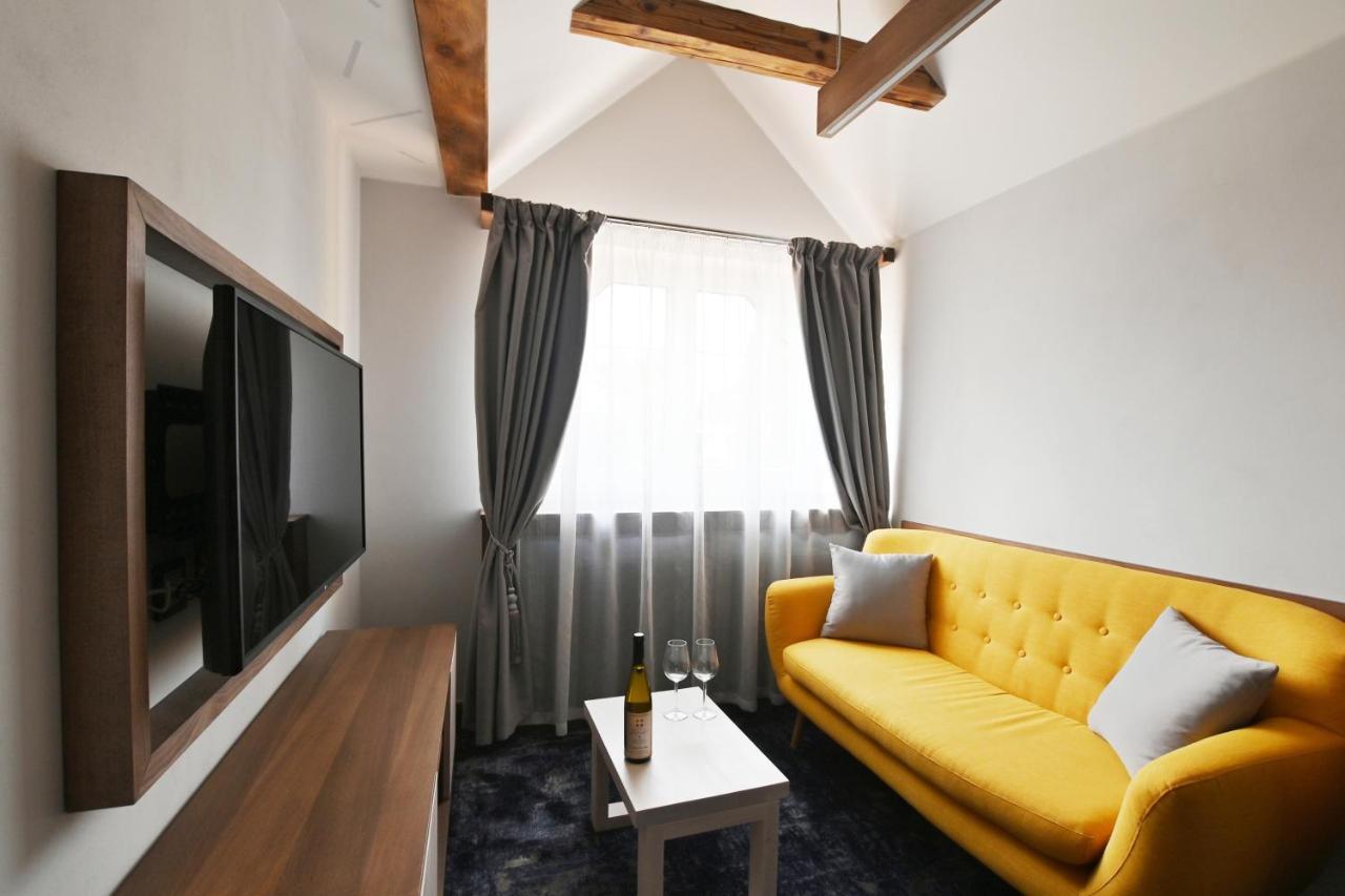 Apartmany Spessart 霍穆托夫 外观 照片