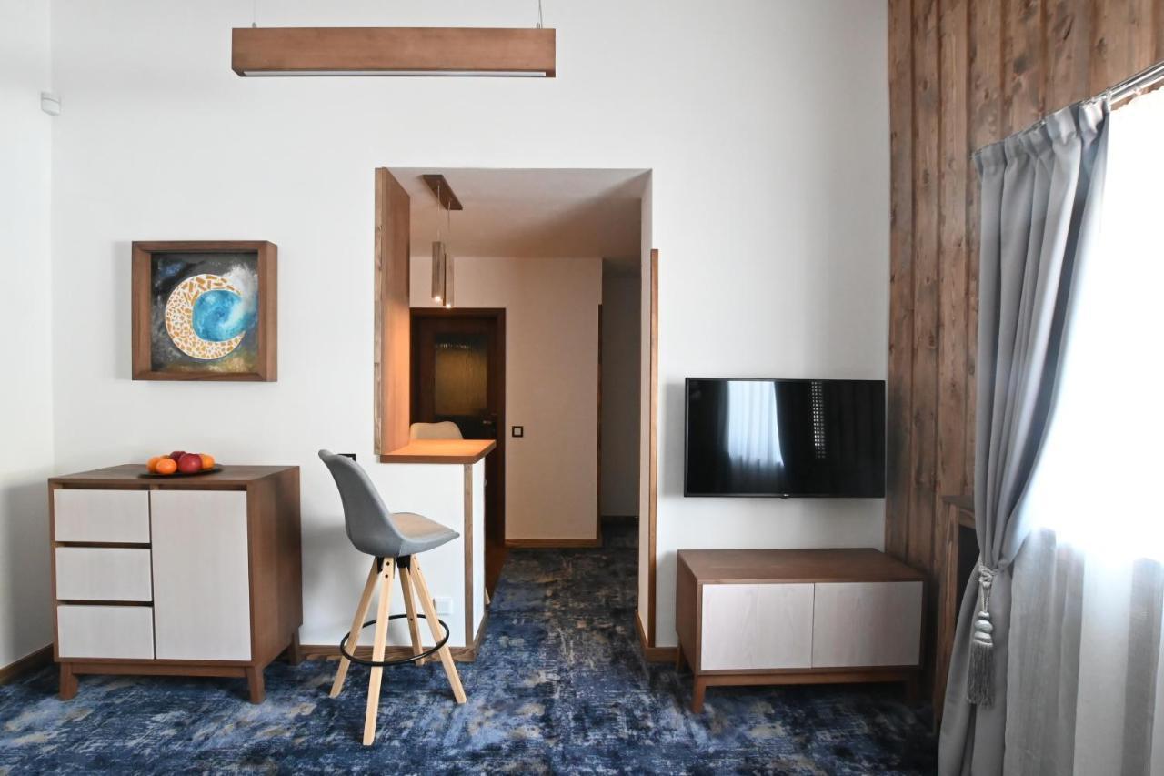 Apartmany Spessart 霍穆托夫 外观 照片